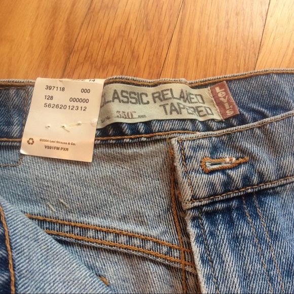Misses Levi’s High Rise 550 MOM Jeans - Picture 6 of 7